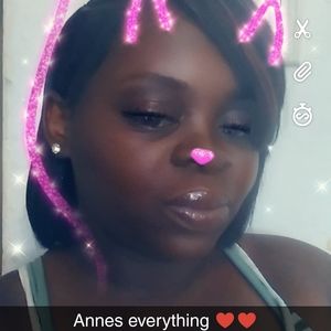 Meet your Posher, Gina